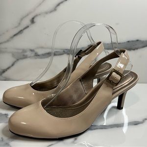 Life Stride | Women's Nude Patent Slingback Comfort Heels Sz 9.5